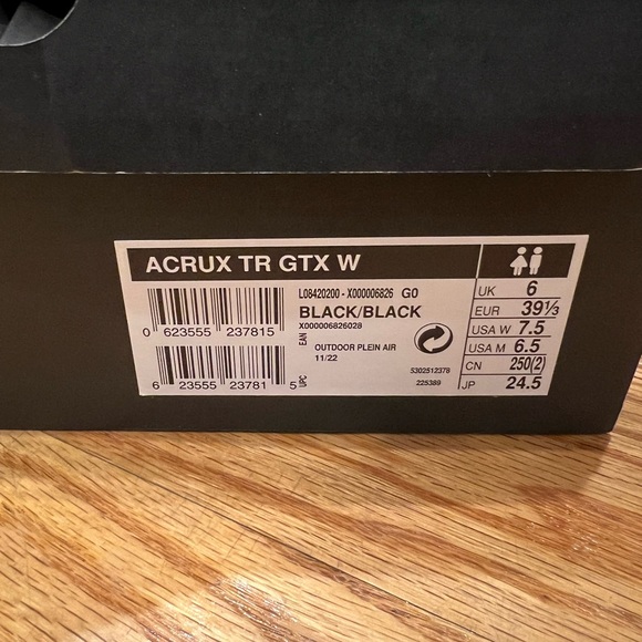 Arcteryx Women’s ACRUX TR GTX Waterproof GORE-TEX Boot - Picture 6 of 9